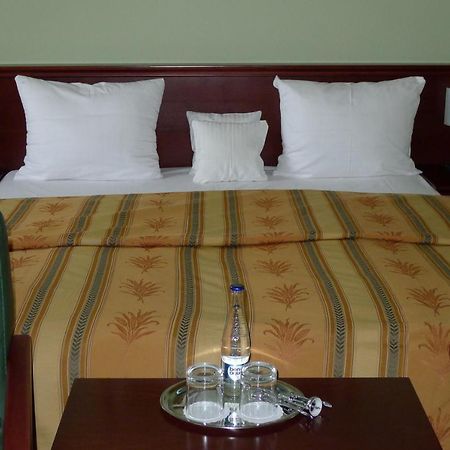 Hotel Hradna Brana Bratislava Habitación foto