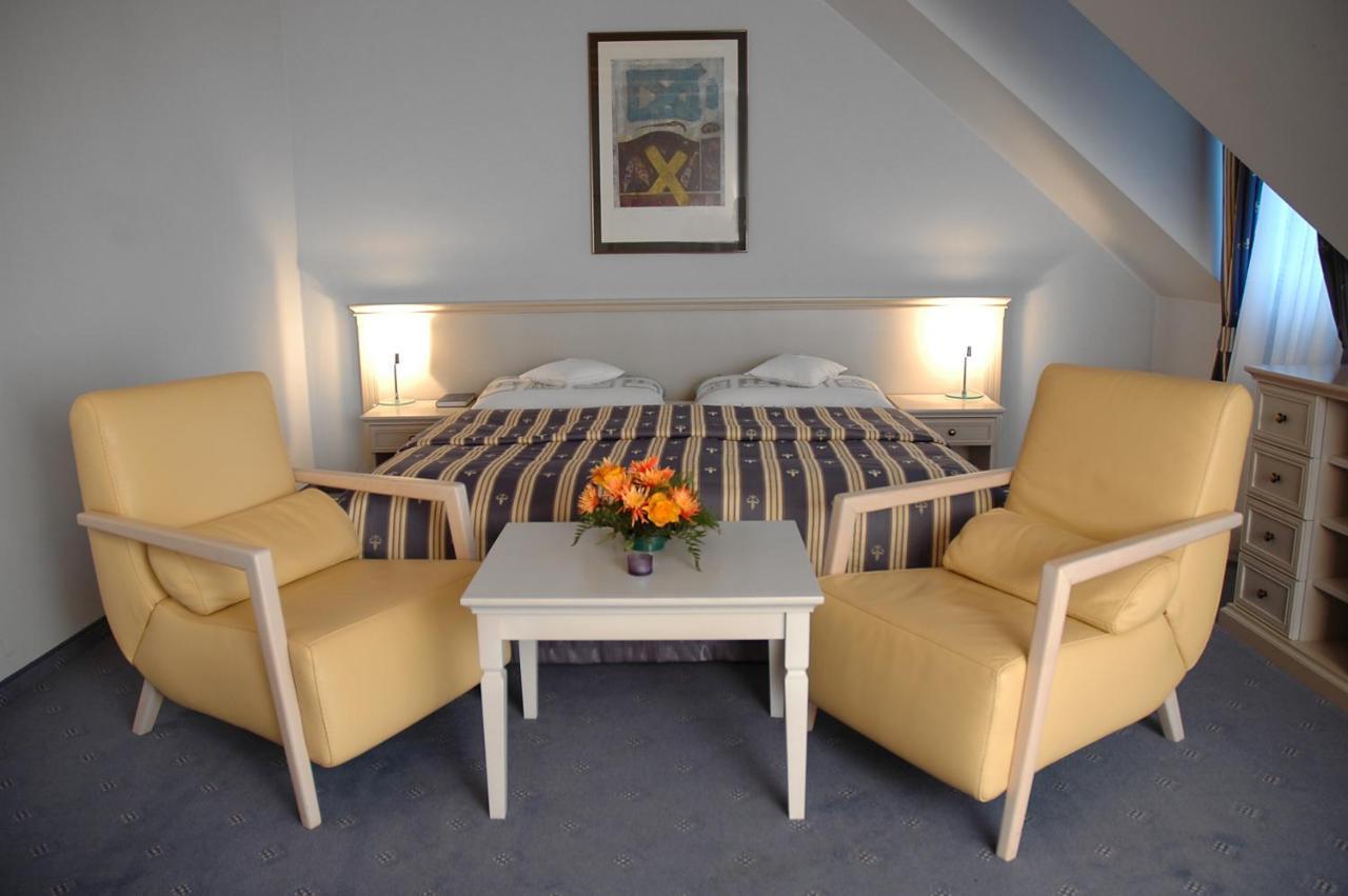 Hotel Hradna Brana Bratislava Habitación foto